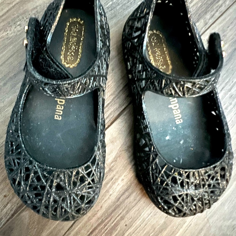 Mini Melissa Campana Black shoes.